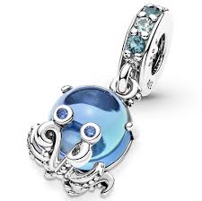 سحر الأخطبوط اللطيف من زجاج مورانو