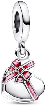 سحر متدلي على شكل قلب قابل للفتح في صندوق هدايا الشوكولاتة